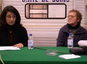 Maria Carvajal et Marie-Claire Remund (à d.), ici à la table du start, font partie de ces nombreux bénévoles sans qui le CSI-W de Genève n´existerait pas.