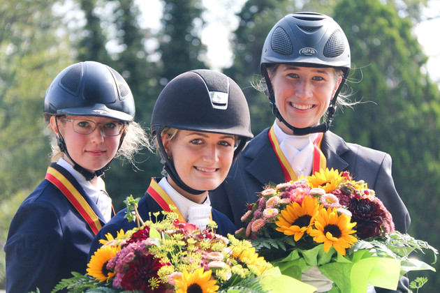 Alicia Losey (Or), Océane Gallay (Argent), Julia Fitschen (Bronze)