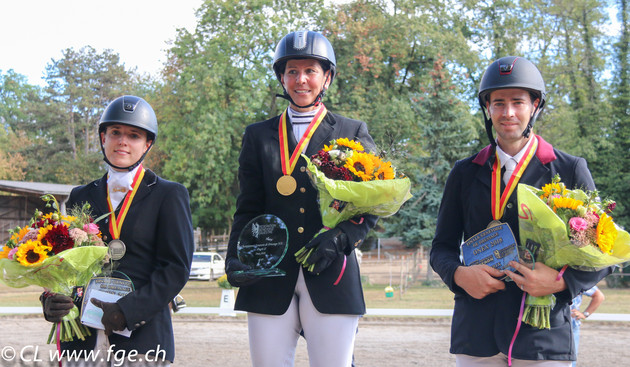 Isabelle Nappez (Or), Justine Kamm (Argent), Vincent Ona (Bronze)