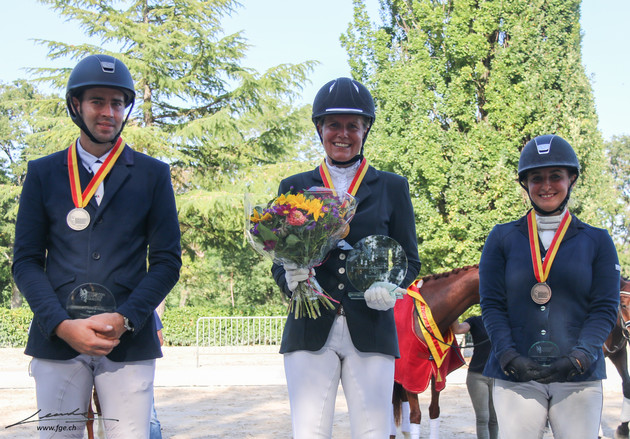 Alvina Schofield-Burrus (Or), Vincent Ona (Argent), Caroline Aeberli (Bronze)