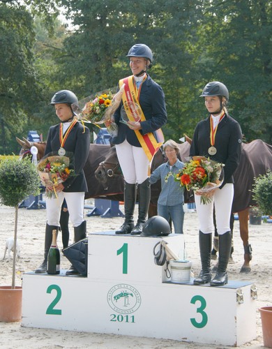 1ère Fiona Pictet, 2e Eugénie Dunant, 3e Clara Best