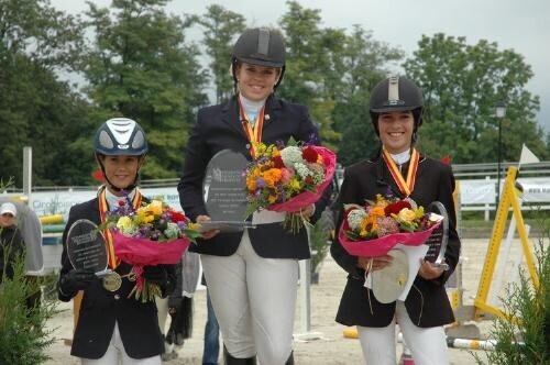 Fiona Jean-Mairet (3e), Juliette Maréchal (1ere), Mariel Aguirre(2e)