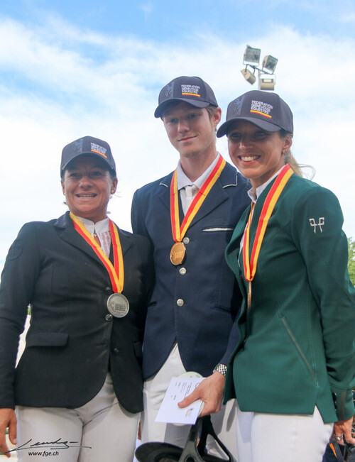 OR: Clément Reichenbach Argent: Peggy Simonotti O’hana Bronze: Clara de Coulon Sorg 