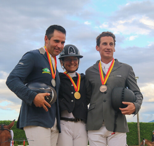 Frédérique Fabre Delbos (Or), Philippe Rizzoli (Argent), Romain Jucker (Bronze)